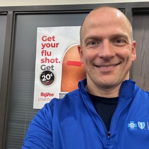 Mark-Steffen-flu-shot-selfie-Cropped-300x300.jpg