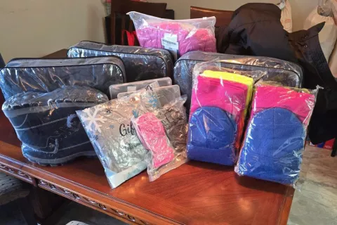 Winter-coat-drive-collected-items-2-1024x679.jpg